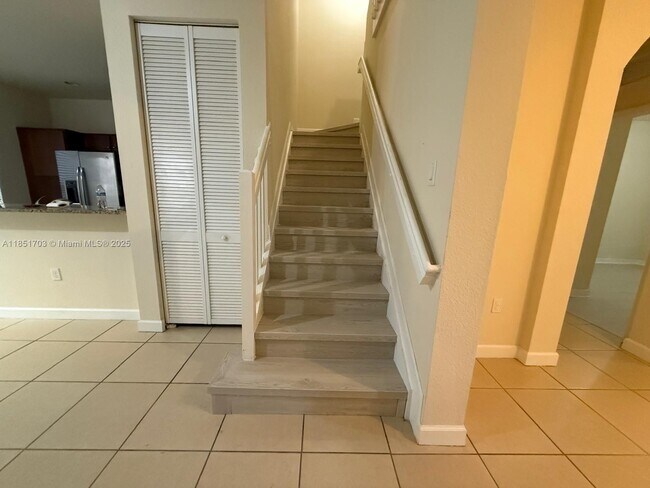 Building Photo - 17103 SW 96th St