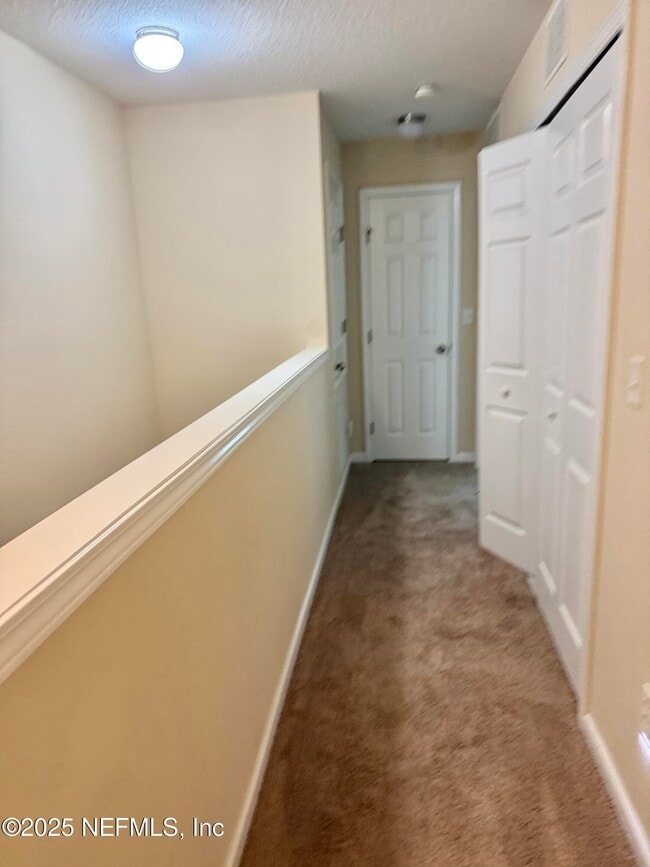 Building Photo - 4891 Castlegate Ct