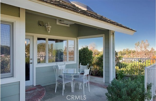 Building Photo - 2123 Yacht Yankee