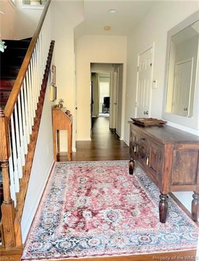 Building Photo - 4 bedroom end unit with garage in Liberty Crossing