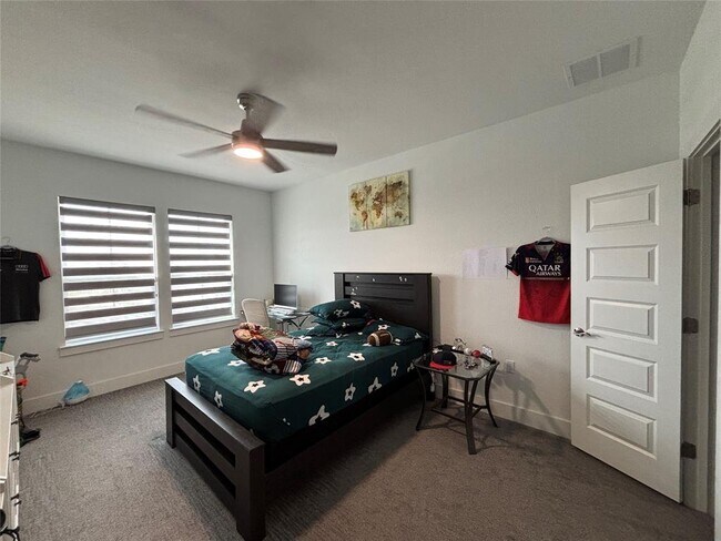 Building Photo - 16916 Morelle Dr