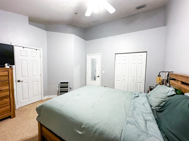 Building Photo - 137 Ocean Cay Way