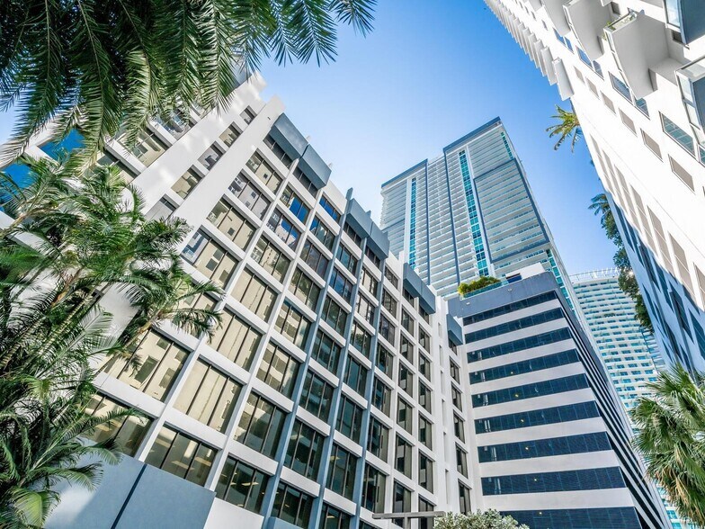 Building Photo - 1080 Brickell Ave