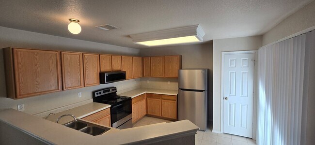 Building Photo - 7730 Copper Cave