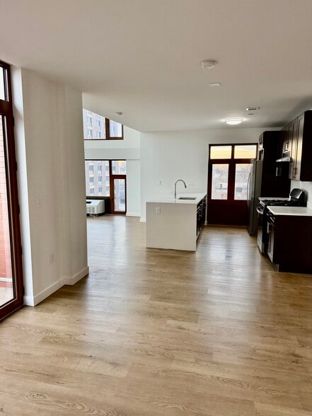 Building Photo - 226 Gramatan Ave