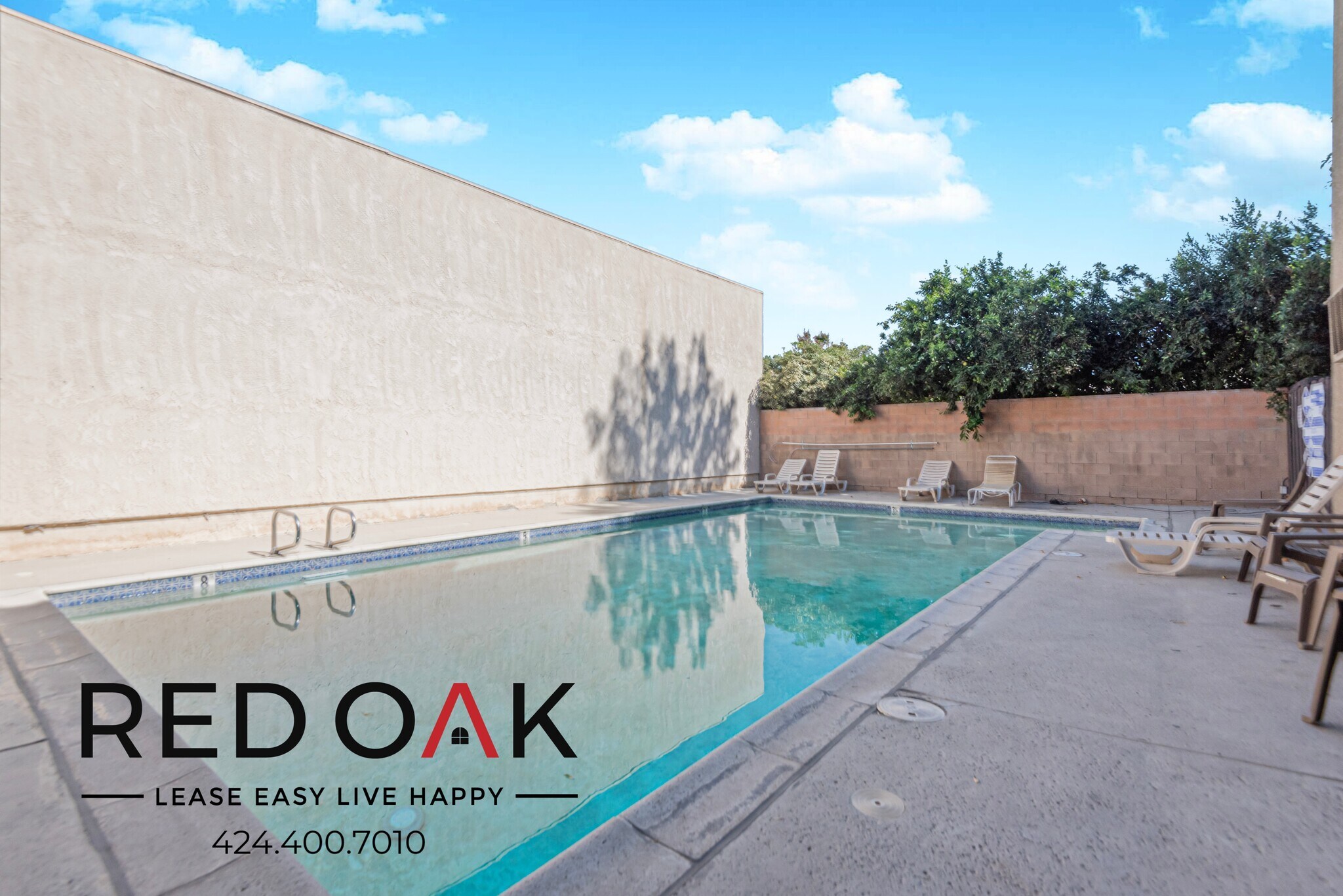 Building Photo - 8614 Woodley Ave