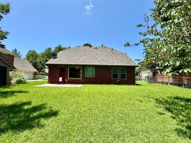 Building Photo - 5922 Hillside Ln