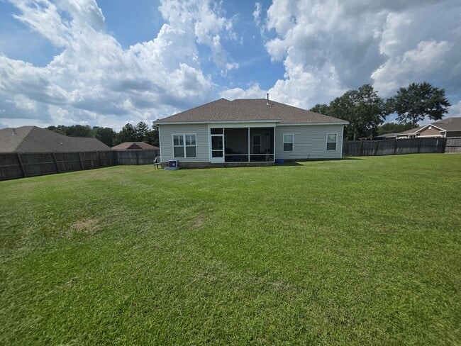 Building Photo - 188 Mayberry Way