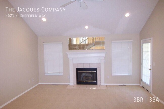 Building Photo - 3621 E Sheffield Way