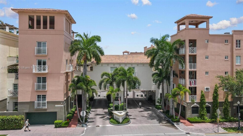 Building Photo - 100 Jefferson Ave