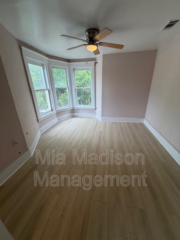 Building Photo - 513 W 35th St