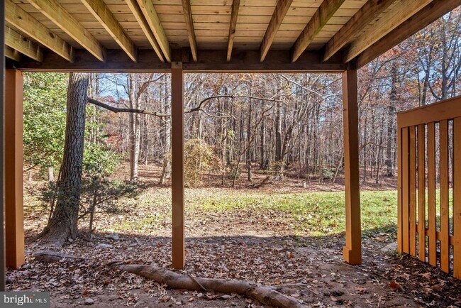 Building Photo - 1602 Oak Spring Way
