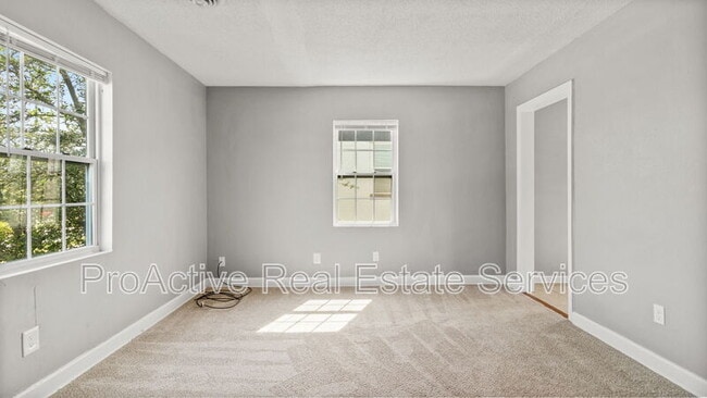 Primary Photo - 1451 W Ocean View Ave