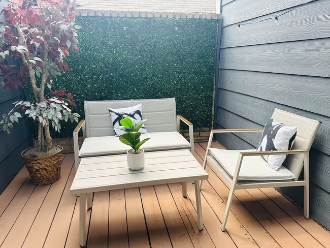 Building Photo - 12727 Ashford Knoll Dr