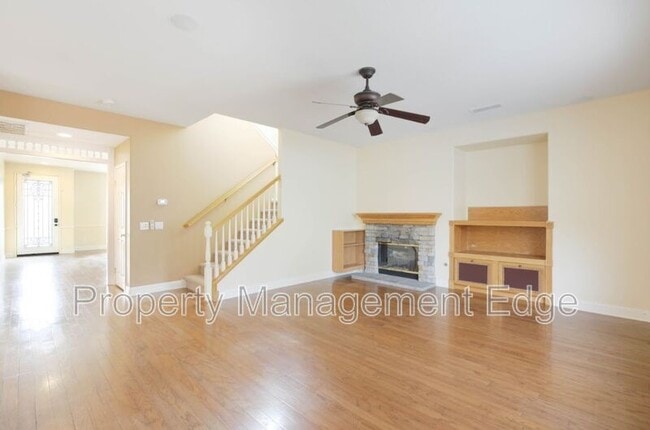 Building Photo - Birch Ct 38265