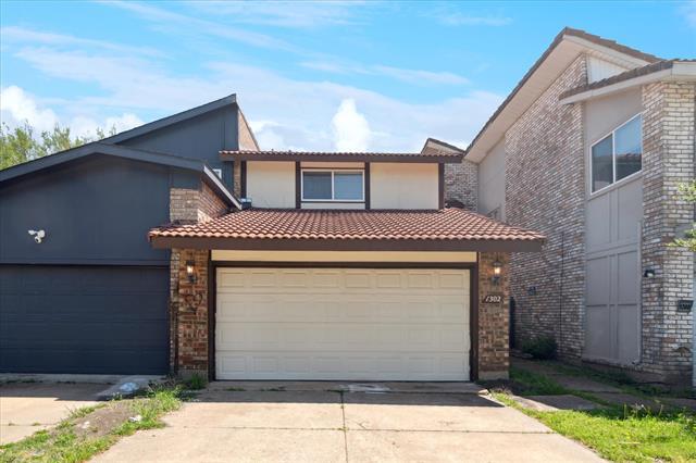 Building Photo - 1302 Summerwood Ln