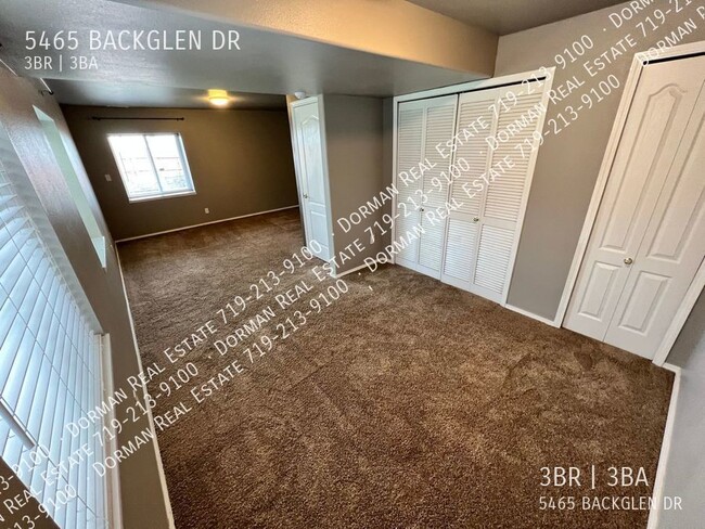 Building Photo - 5465 Backglen Dr