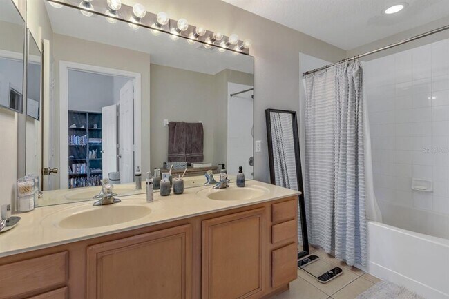 Building Photo - 6000 Kipling Ct