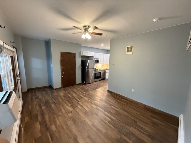 Building Photo - 237 Franklin Ave