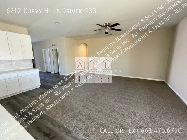Building Photo - 6212 Curvy Hills Dr