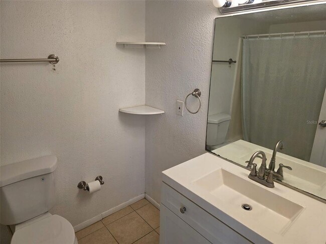Building Photo - 139 Oyster Bay Cir