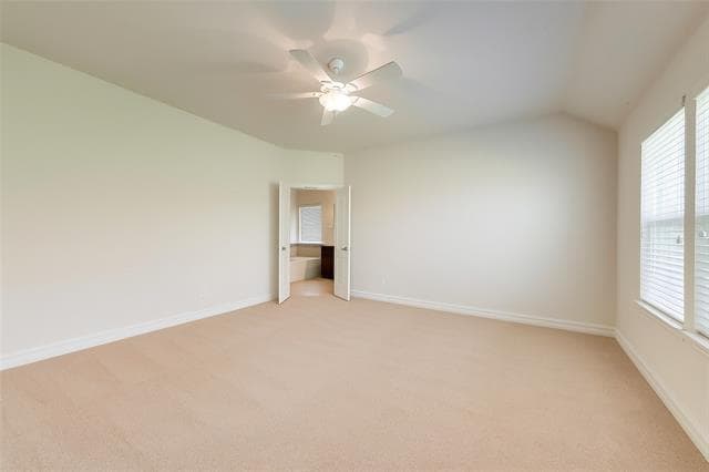 Building Photo - 601 Elm Creek Dr