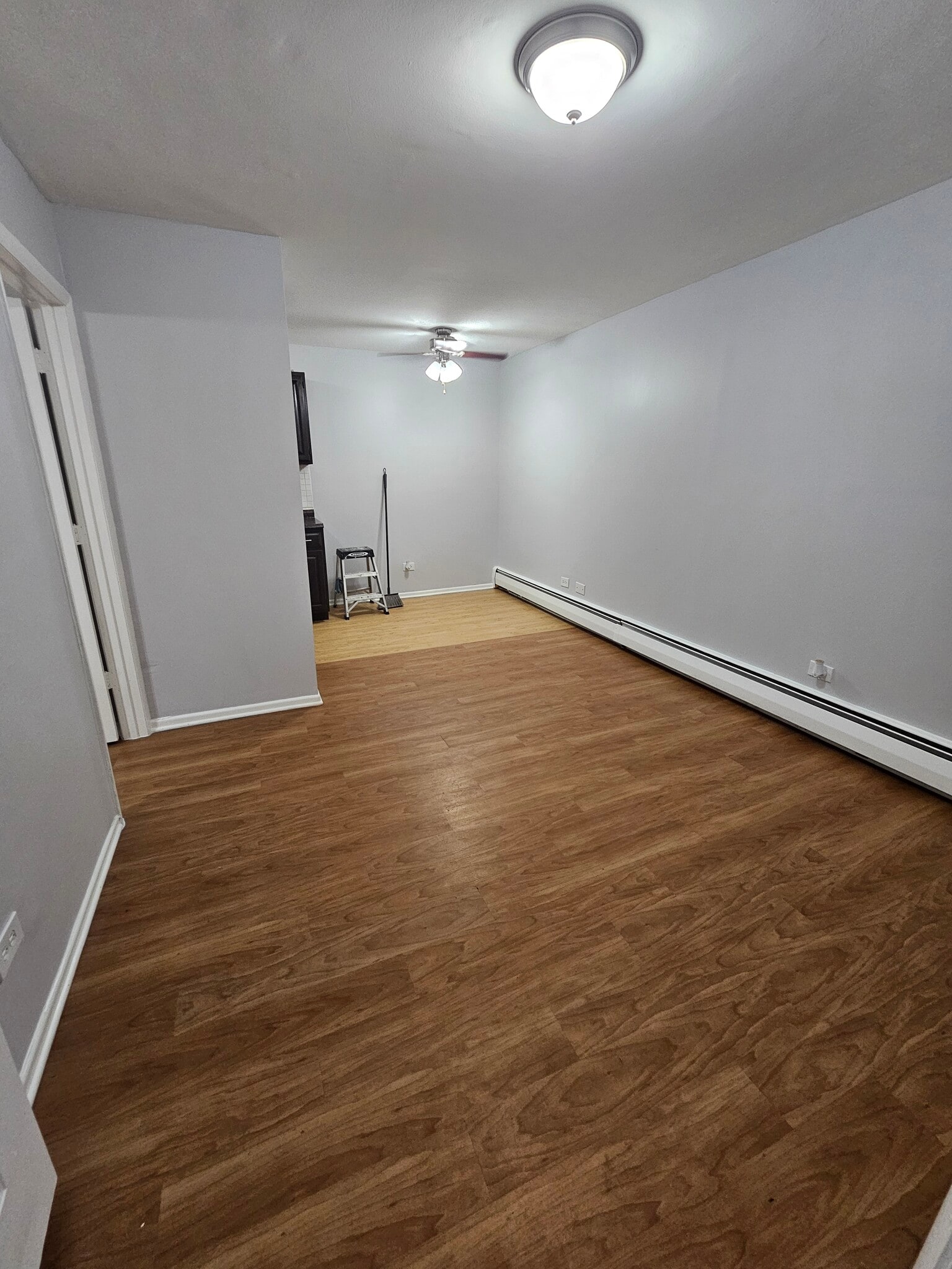 Building Photo - 4613 N Beacon St