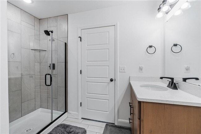 Building Photo - 2061 Periwinkle Pl