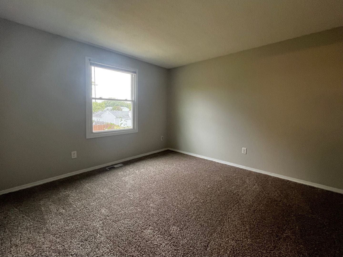 Building Photo - 905 Aurora Knoll Ln