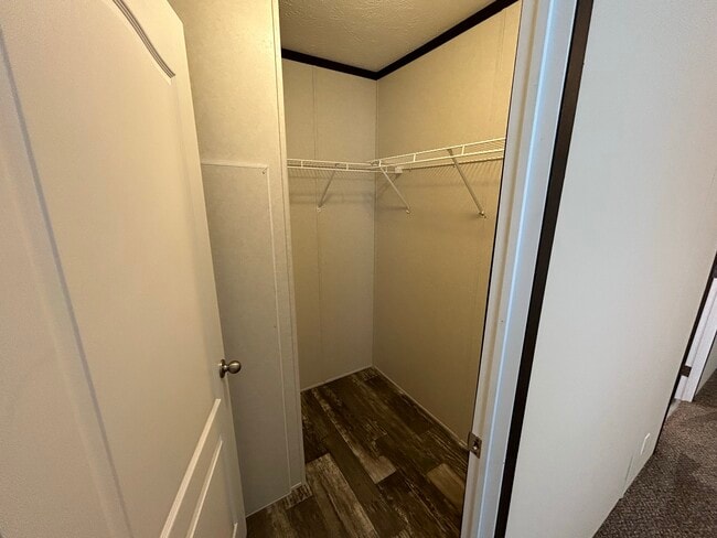 Building Photo - 691 Oregon St