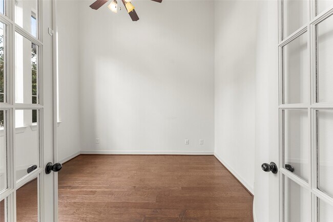 Building Photo - 66 N Bacopa Dr