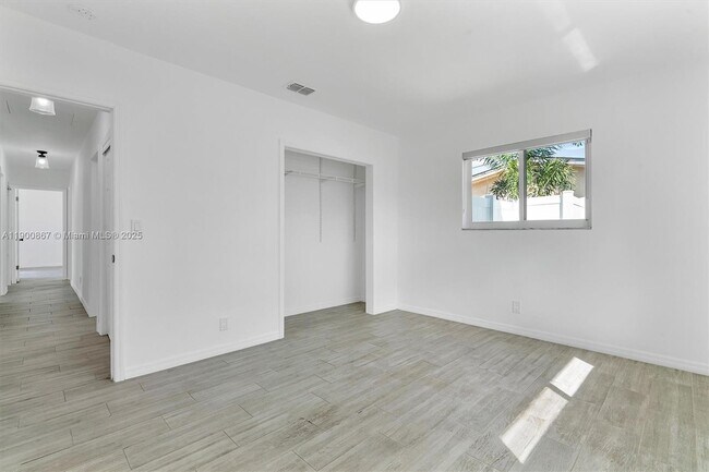 Building Photo - 4309 Jackson St