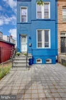Building Photo - 1102 Trinidad Ave NE