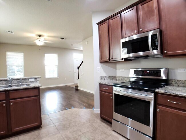 Building Photo - 8636 Powder Ridge Trl