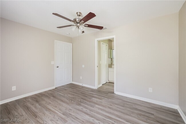 Building Photo - 3082 Sikeston Ave
