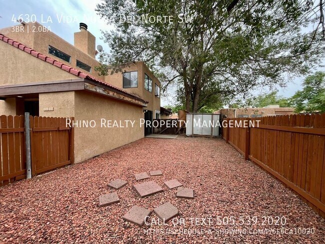 Building Photo - 4630 La Vida Nueva Del Norte SW