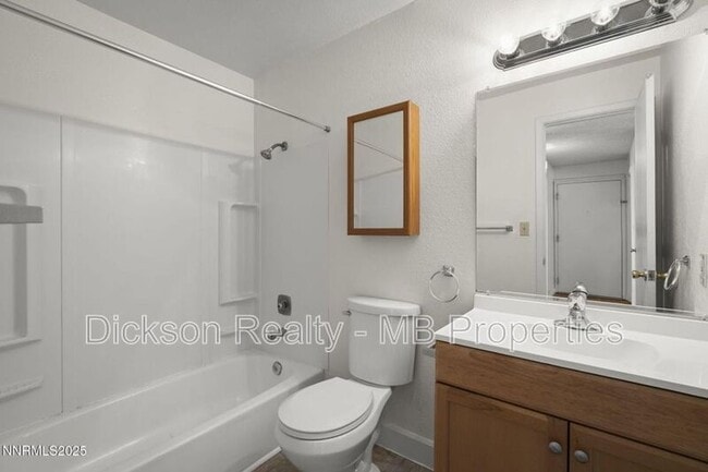 Building Photo - 3948 Clear Acre Ln
