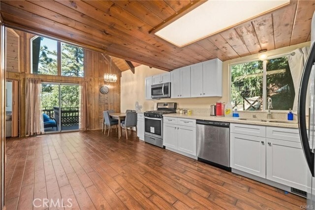 Building Photo - 790 Berne Dr