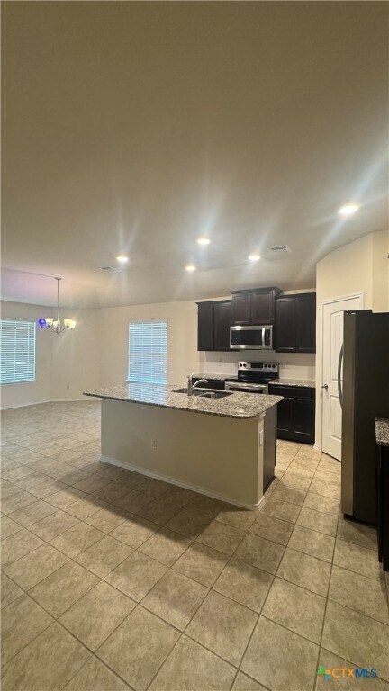 Building Photo - 5305 Fenton Ln