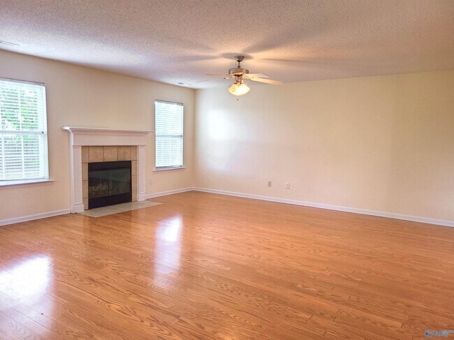 Building Photo - 247 Brockton Dr