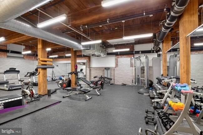 Building Photo - 1714 Memphis St