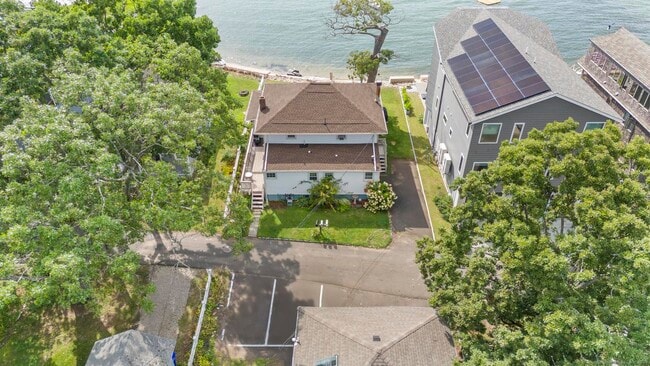 Building Photo - 105 Sunset Beach Rd