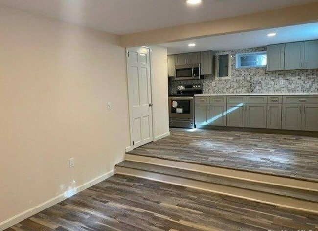 Building Photo - 195 San Juan Dr