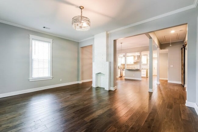 Building Photo - 1272 Oakland Terrace SW