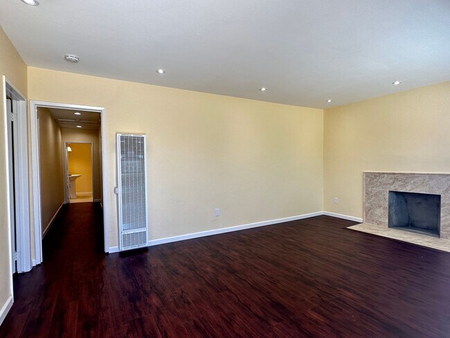 Building Photo - 3626 31st St