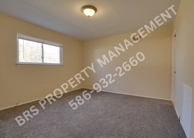 Building Photo - Sterling Heights brick ranch with 3 bedrooms and 1.5 bath for rent.