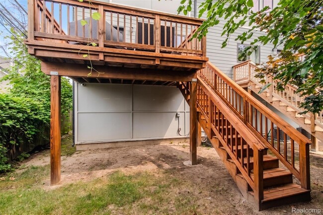 Building Photo - 123 Mason Ct