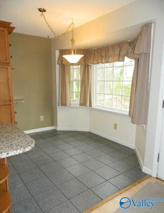 Building Photo - 13017 Coys Dr SE