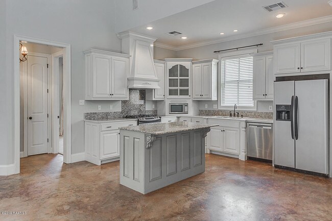 Building Photo - 500 Elysian Fields Dr
