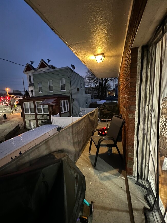 Building Photo - 3586 John F. Kennedy Blvd